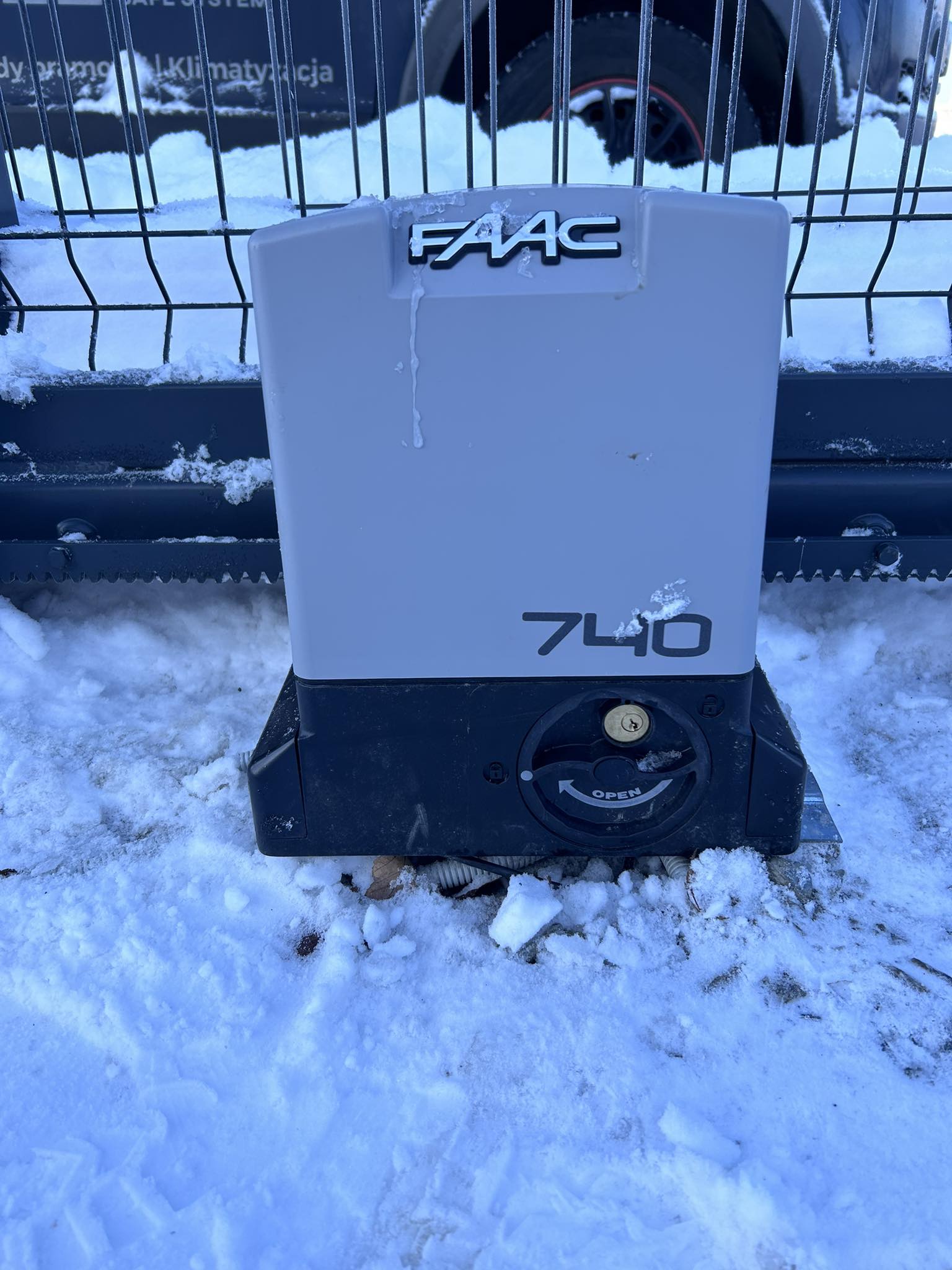 Montaż napędu bramowego Faac Opole